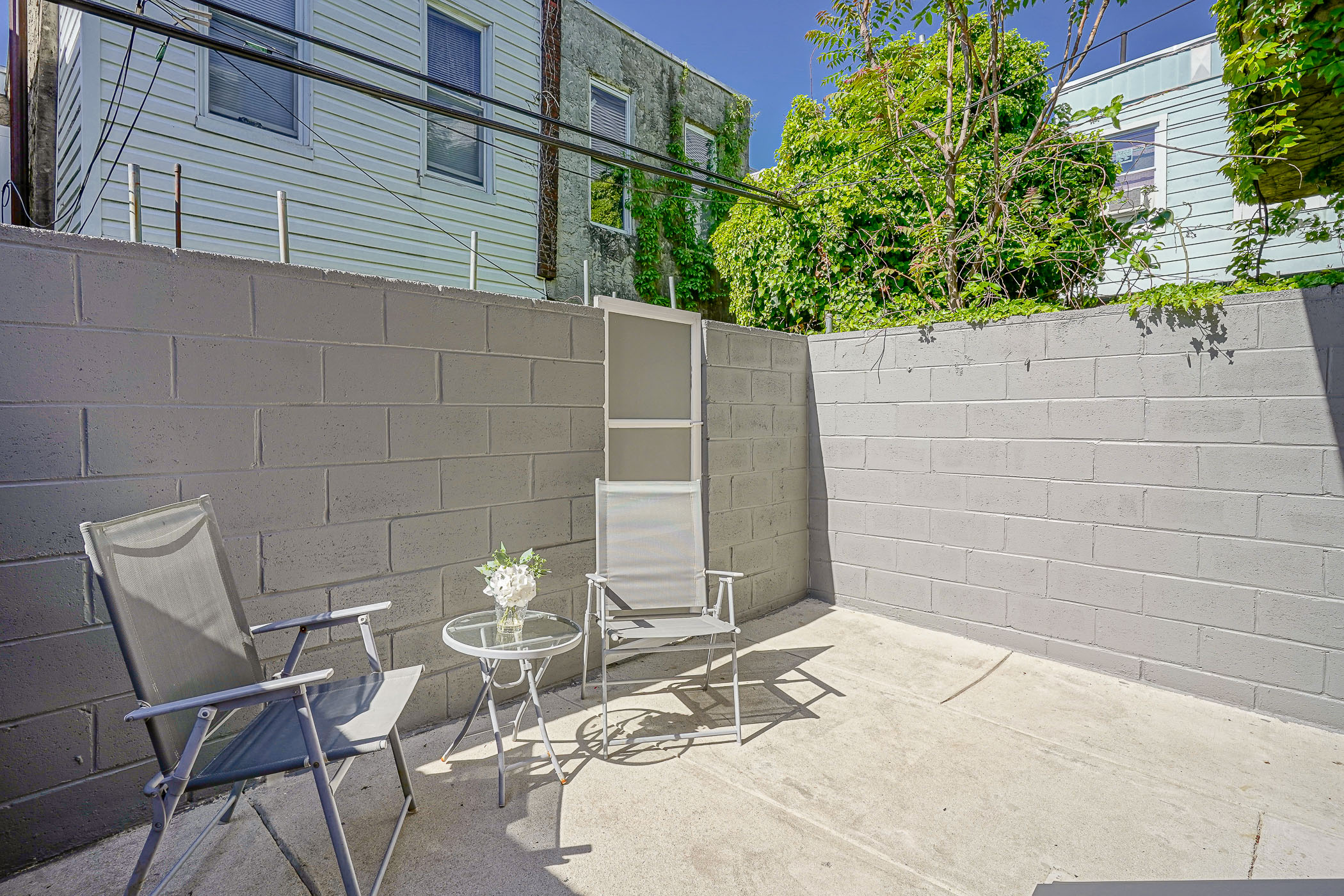 Exterior view at 2138 Morris St